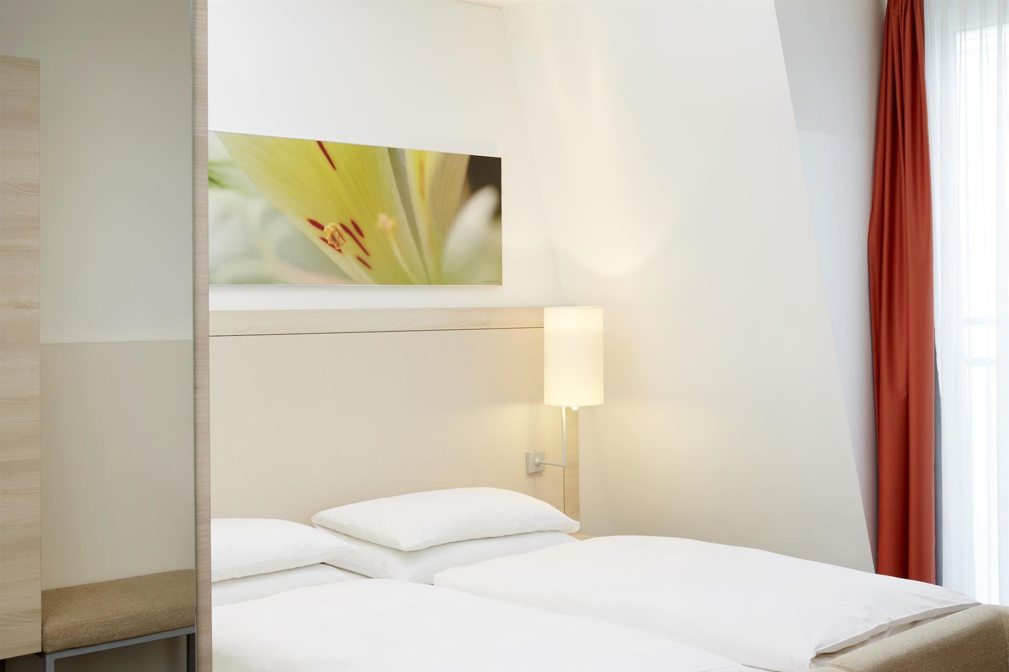 Hotel H+ München